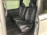当店ではauも取り扱っております。お車と一緒にau携帯の機種変更も可能です♪また、自動車保険も取り扱っております。車の支払いと自動車保険の支払いをまとめてお支払い可能なプランもあります♪