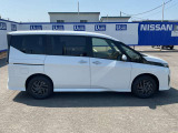 セレナ 1.4 e-4ORCE ハイウェイスターV NissanConnectインフォテインメントシステム ...