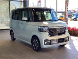 【検査】私たちの目だけではなく、第三者機関にて車両検査を行っております。全車両に車両評価証を発行しております。ご不明な点がございましたらお気軽にお問い合わせくださいませ。