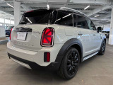 MINI自動車保険をご存知でしょか?万が一の事故の際、当社とMINI保険を引受している国内大手損保会社と連携して迅速に対応いたします。長期保険もお取り扱いしております。是非お話させてください。