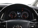 運転席廻りです。
