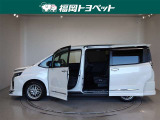 両側パワースライドドア付きだから、狭い駐車スペースなどでの 乗り降りラクラク!小さなお子さまのいるご家庭には嬉しい装備。