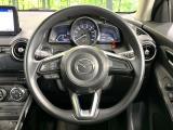 【ステアリングスイッチ】運転中、前方から目線をそらすことなく、オーディオ等の操作が可能な便利機能!安心&快適なドライブを演出してくれます♪