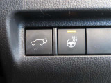 パワーバックドア装着車です。