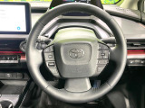 【純正革巻きステアリング】上質な革を使用することで、手にしっかり馴染みとても運転しやすいハンドルです♪