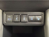 シートヒーター装備!エアコンに比べて暖まるスピードが速いので冬でも快適に過ごせます