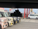 前後に『ドライブレコーダー』を装備♪動画を残すことで万が一の事態に遭遇した時の必須アイテムです!急ブレーキ・急ハンドルが起こった際、自動で記録が上書きされずに保存され、後でPC等で確認出来ます。