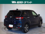 色はきれいなレーザーブルークリスタルシャインです。