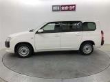 トヨタ自慢の&ldquo;まるごとクリーニング&rdquo;を施工済!ボディーはもちろん、タイヤ・ホイールまで、ピッカピカ☆♪比べてください、自信があります!)