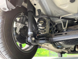 お車を安心してお乗りいただく為には、足回りの定期点検が欠かせません。サービスサポート(有償保証)では無料点検もご提供しており、安心のカーライフをお過ごしいただけるサポート体制が整っています。