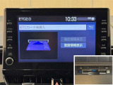 料金自動支払いの他に、高速道路上の様々な情報をリアルタイムににキャッチして、安全で円滑な運転をサポートする次世代型、ディスプレイオーディオ連動のETC2.0システムです。