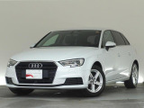 2001年オープン。 Audi正規ディーラーとして最も歴史のあるAudi 江戸川は、2フロアに分かれるガラス張りのショールームです。