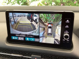 マルチビューカメラを搭載!これがあれば、前後左右も安心ですね。縦列駐車も見通しの悪い交差点も安心です!安全の為目視での確認もお願い致します。
