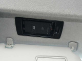 ETCが付いています。高速道路をスムーズに通れますし、割引も有ったりします。
