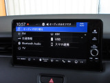 ナビゲーションはホンダコネクトディスプレイが装着されております。AM、FM、フルセグTV、Bluetoothがご使用いただけます。初めて訪れた場所でも道に迷わず安心ですね!