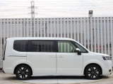 当店の中古車販売は、安心してご購入いただくために、ご契約、ご納車を含め当店にご来店いただけるお客様にお願いしております。
