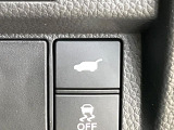 【パワーバックドア】スマートキーや運転席のボタンを押すだけでリアゲートが自動で開閉します!荷物を持っている時や、高い位置にあるバックドアを閉める際に便利な機能です♪