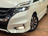 【LEDヘッドライト】悪天候や夜間走行時も良好な視界を確保し安心して運転できる高輝度LEDヘッドライトを装備!点灯速度が早く、消費電力も抑えられています。