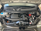 当店は仕上げ業者と提携して、車両の仕上げを行っております。磨き、ルームクリーニング、ヘッドライト磨き、を一貫して行っております。