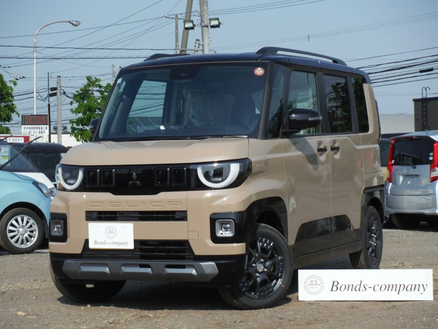 デリカミニ T プレミアム 4WD ターボ・両側パワースラ・全方位カメラ