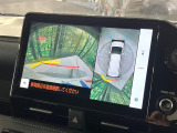 【パノラミックビューモニター】専用のカメラにより、上から見下ろしたような視点で360度クルマの周囲を確認することができます☆死角部分も確認しやすく、狭い場所での切り返しや駐車もスムーズに行えます。