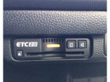 【ETC車載器】もはや必須アイテムのETCを搭載!高速道路のご利用時にとても便利!わずらわしい料金所での現金支払いが不要となりスムーズに通過できます♪