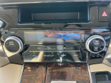 シフト周りも綺麗です!オートエアコン!