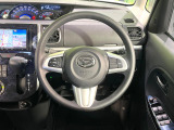 【ステアリングスイッチ】運転中、前方から目線をそらすことなく、オーディオ等の操作が可能な便利機能!安心&快適なドライブを演出してくれます♪