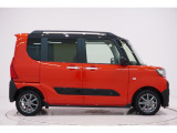 県内13店舗にて常時500台以上ダイハツ車を展示中です。見て、触って、納得のいく一台をぜひ見つけてください。