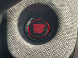 ワンプッシュでエンジンのスタート、ストップが出来て便利です。