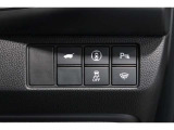 ホンダセンシング搭載!誤発進抑制機能・路外逸脱抑制機能・歩行者事故低減ステアリング・車線維持支援システム・先進車発進お知らせ機能など多彩な先進安全機能でより安全で快適なドライブを支援します。