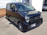 自社整備工場で点検整備をおこなってからお渡ししています。車検が残っている場合は『12ヶ月点検整備』を、車検整備付きの場合は『車検整備』をおこないます。整備費用は車両本体価格に含まれています。