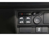 ◆◆両側電動スライドドア!!荷物で手が塞がる時など簡単にドアの開閉が出来ます!何より力いらずで開閉OK!女性やお年寄りにも優しい♪電動機能はOFFにもできますから元気なお子様の駆け出しも安心!