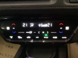 オートエアコンはこまめに温度調節するので、燃料の消費量をより少なくできます。シートヒーター付きなので寒い日も快適です。