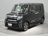【先進装備】長距離ドライブの負担を軽減するクルーズコントロールを搭載。スマホ連携可能なオーディオで、お気に入りの音楽と共に心地よい時間を過ごせる利便性の高い一台です。