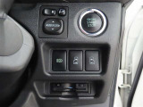 両側電動のスライドドアで楽々スムース!運転席からも開閉の操作もできます♪キーのスイッチひとつで自動開閉できる便利な機能もついてます♪