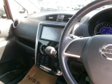 操作しやすい運転席廻り!操作パネルも使いやすい!!ドライブが楽しくなりますっ