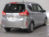 ボディクリーニング後、愛車をピカピカの状態へ保護するコーティング「ブライトパック」がおススメです!水垢がつきにくく、手入れがしやすくなりますよ!いつも愛車をきれいにしておきたい方におススメです。