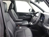 運転席廻りです。