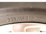225/55R19    車両装着タイヤサイズです。 タイヤのご相談も石川トヨペットカローラにお任せください
