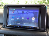 ナビ機能だけでなく、フルセグ、Bluetooth、DVDとCD再生などのオーディオ機能がついています!