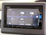 ナビ機能だけでなく、ミュージックサーバー、Bluetooth、フルセグテレビ、DVDとCD再生など、オーディオ機能がついています。