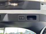 トランク開閉時にボタン一つで操作できるパワーバックドアを搭載。荷物の乗せ降ろしがラクラク☆