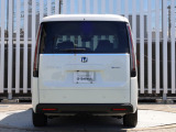 当店は、『安心して選べる中古車を。乗ってからも、安心が続く中古車を。』モットーにHONDA認定中古車を販売させていただいております。