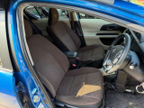 内装もきれいです。こちらも掃除をしておりますが納車前には再度掃除を行います。