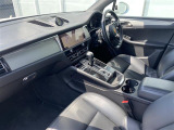 マカン  S 4WD 本革シート