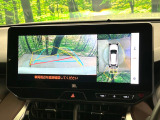 【パノラミックビューモニター】専用のカメラにより、上から見下ろしたような視点で360度クルマの周囲を確認することができます☆死角部分も確認しやすく、狭い場所での切り返しや駐車もスムーズに行えます。