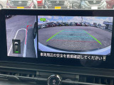 【アラウンドビューモニター】車両周辺をモニターで確認できて、駐車が苦手な人でもスムーズに駐車できます