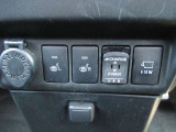運転席、助手席ともにシートヒーターが付いております!