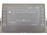 視認性が高いディスプレイ付きオーディオを装備、操作性も良好で直感的なソース選択が可能です。